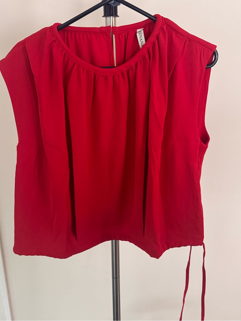 Zenana Outfitters Red Sleeveless Pleated Camisole